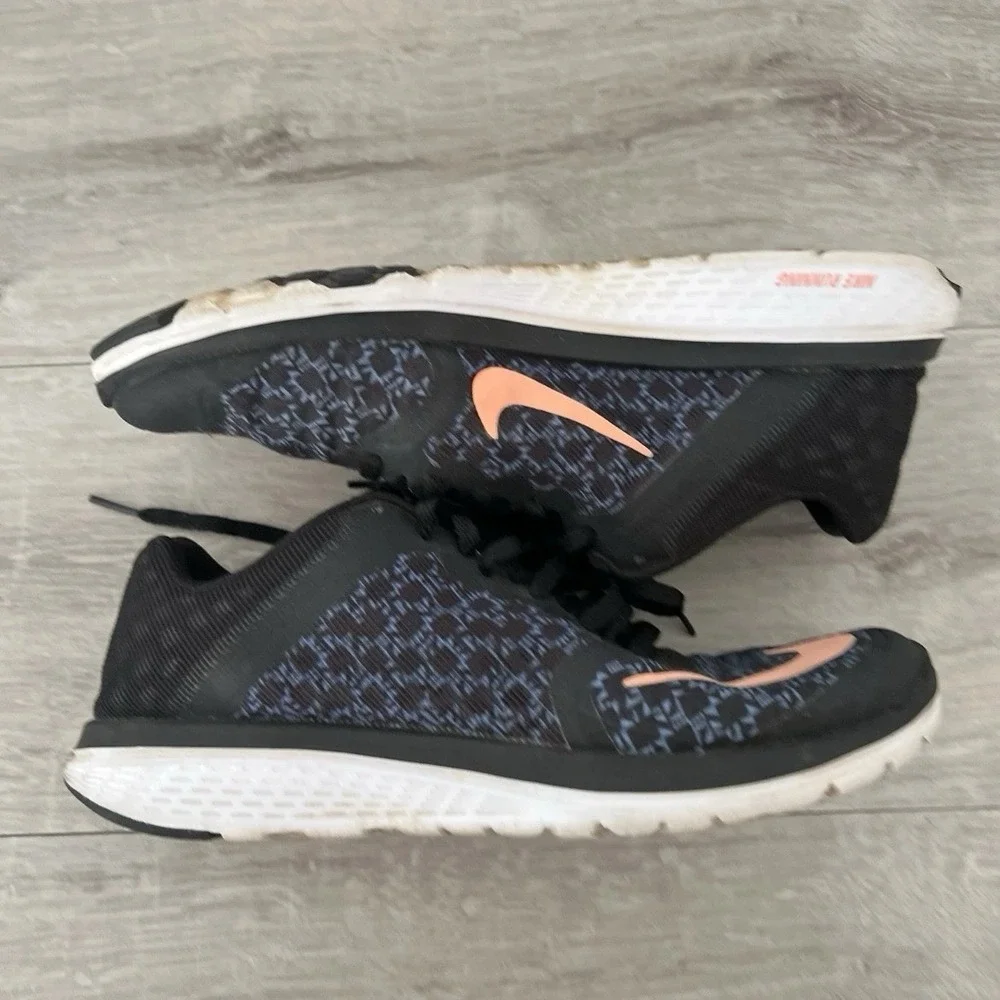 Nike FS Lite Run 3 Black Pink Running Shoes Womens Size 9 819167-005